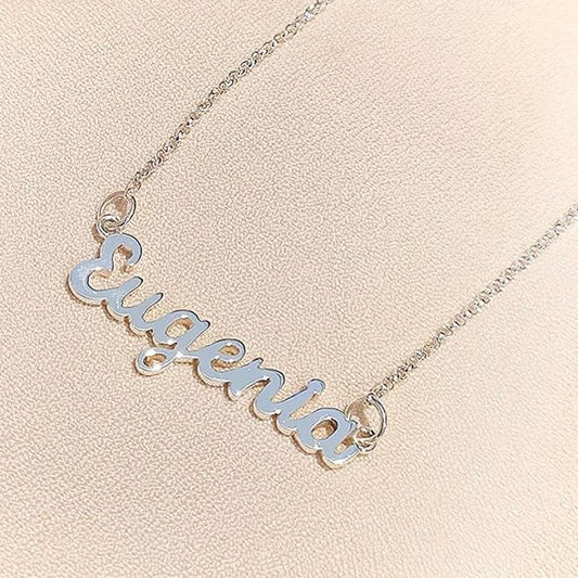 Nombres calados simple con cadena