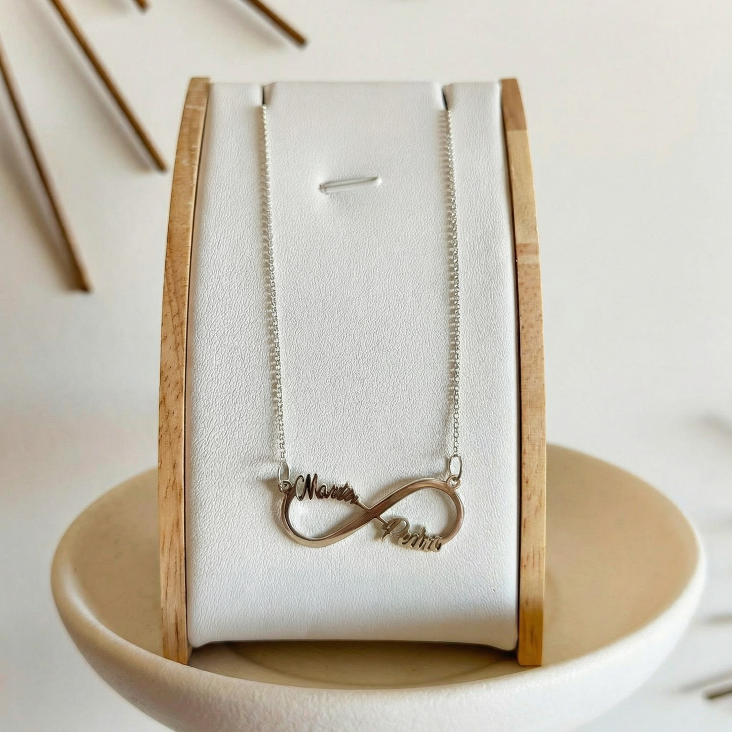 Cadena personalizada con símbolo infinito