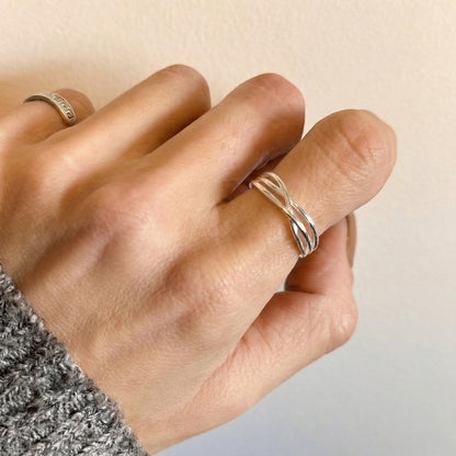 Anillo entrelazado en plata 925 semi ajustable (abierto atrás)
