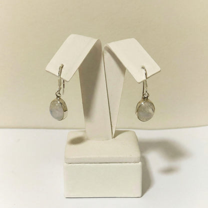 Caravanas en plata 925 con piedra de luna